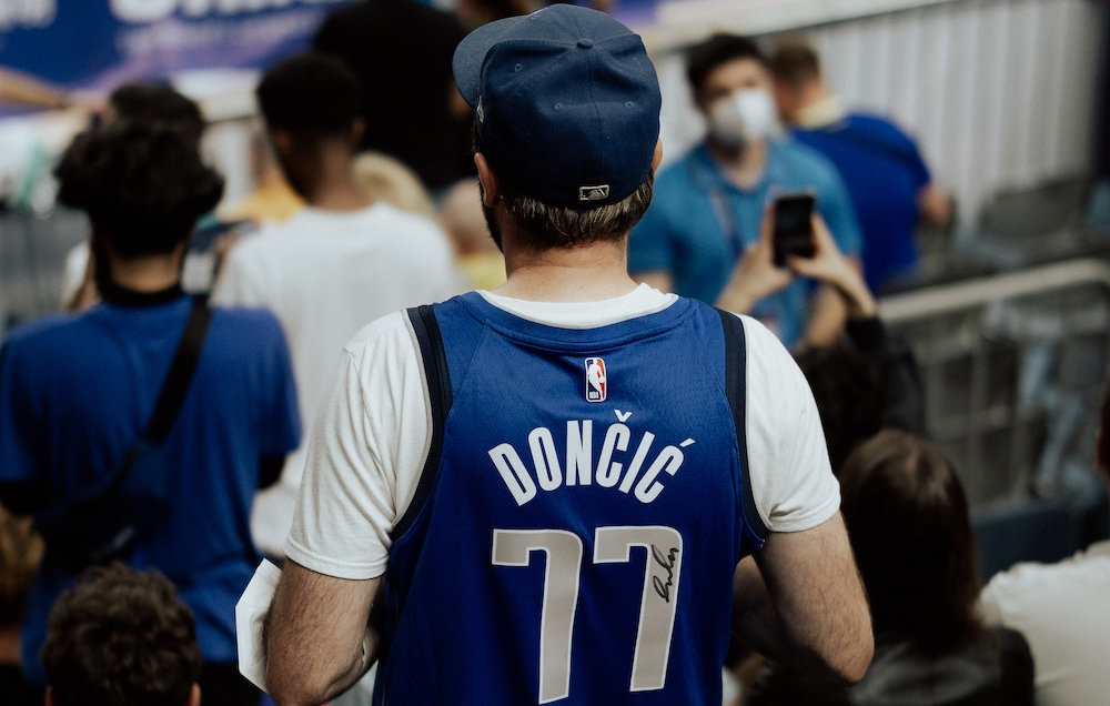 Athlete Appearances: Regional Marketing With Athlete Influencers
